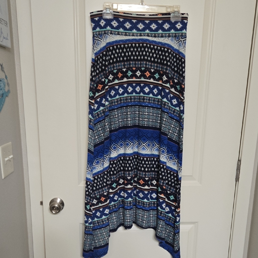Joe B Blue and Black Patterned Skirt